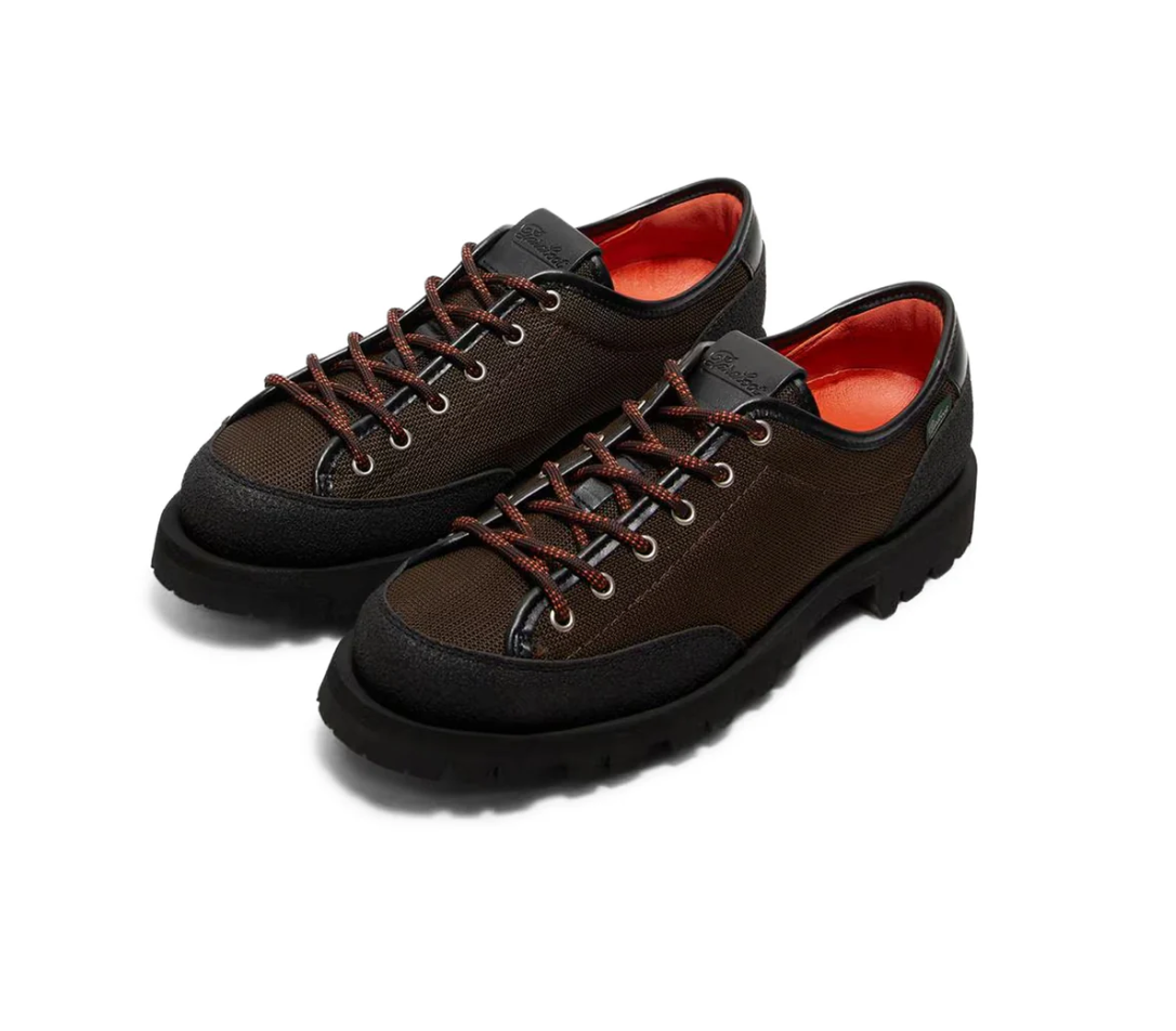 Detail of Paraboot Montana/Jannu, showcasing black leather and bronze canvas panels.