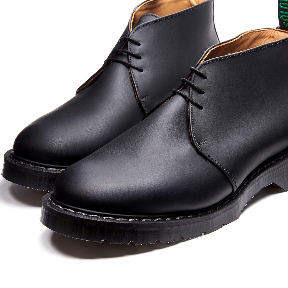Solovair Black greasy 3 Eye Chukka Boot - Black Greasy - Burrows and Hare