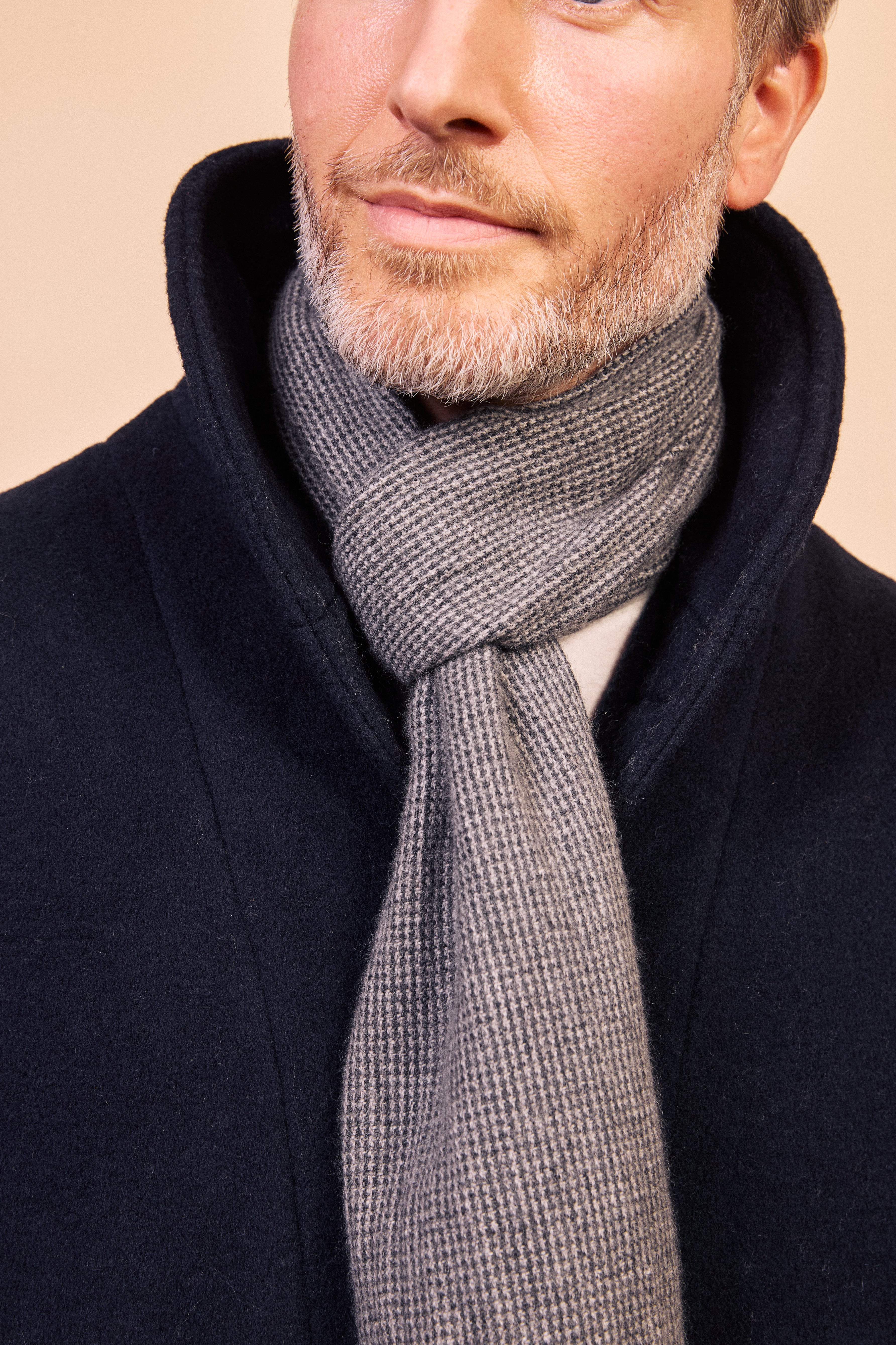 Cashmere & Merino Wool Scarf - Grey Houndstooth