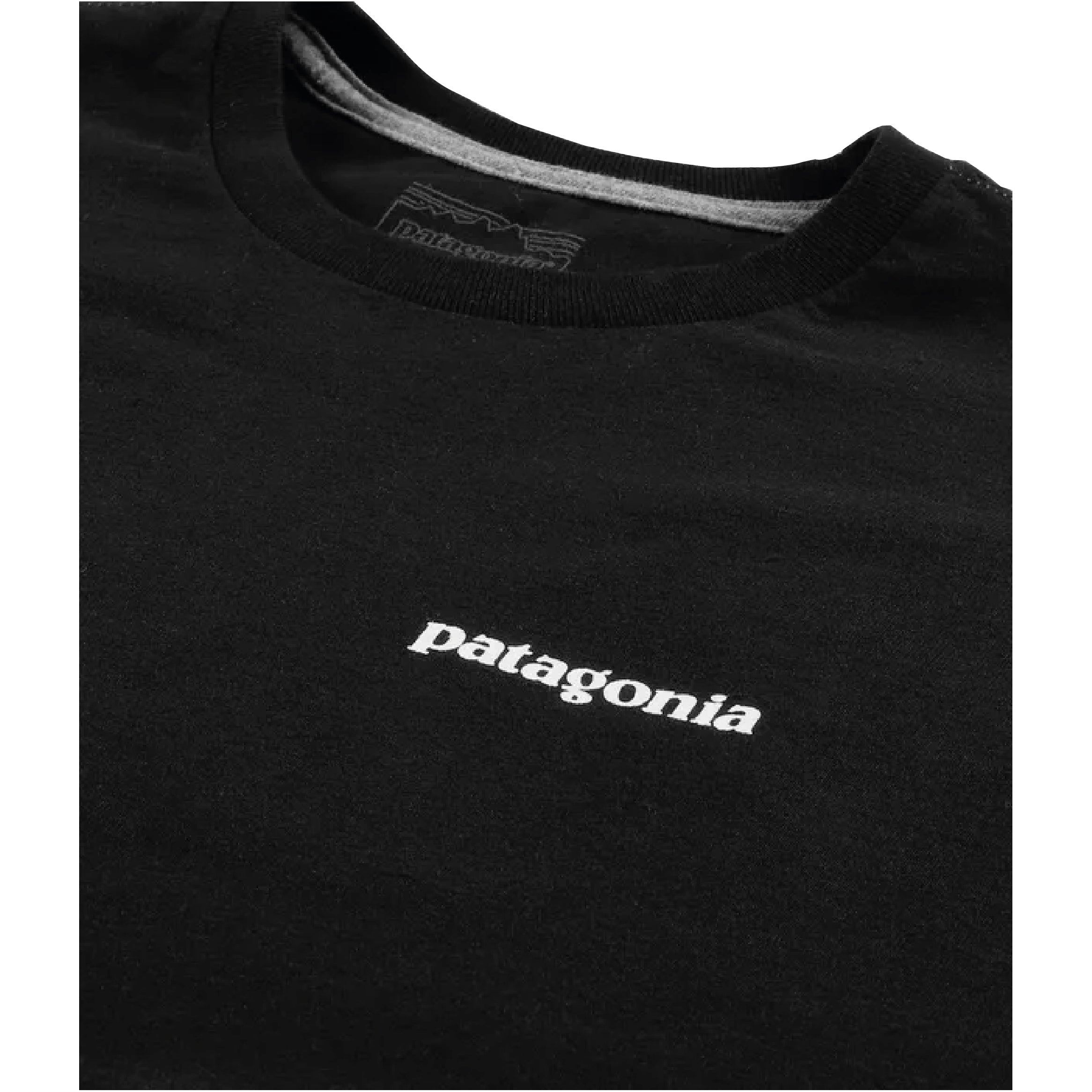 P-6 Logo Responsible-Tee - Black